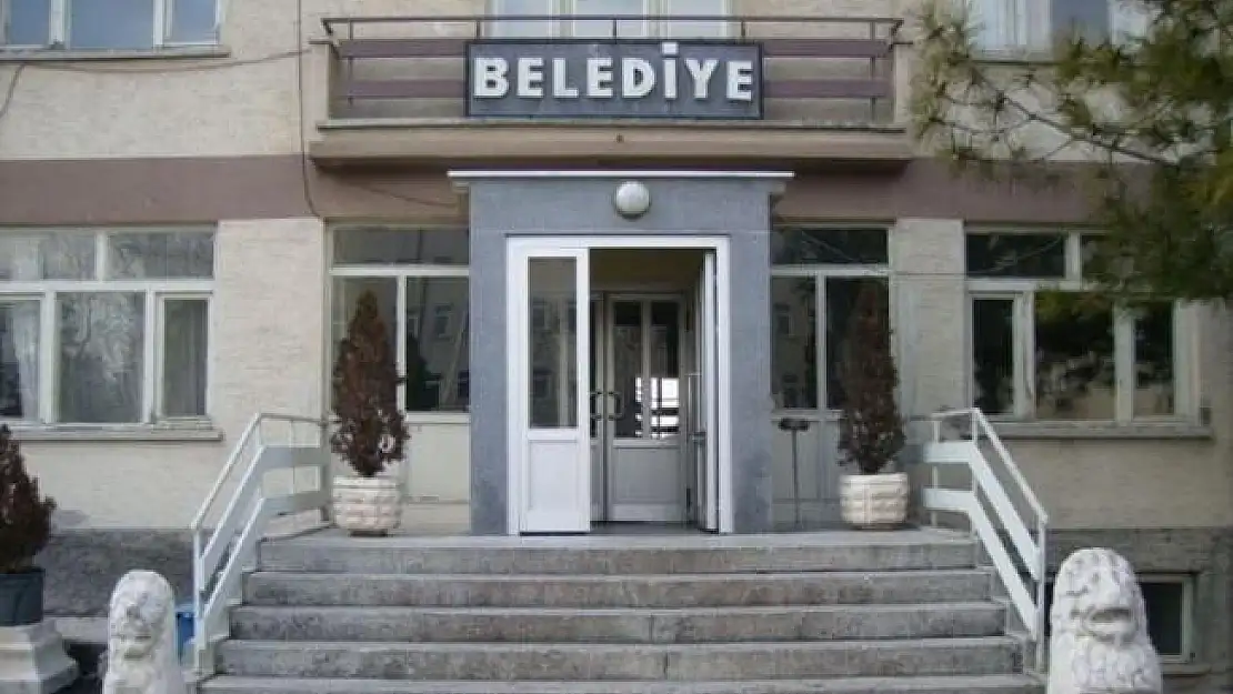 18-55 yaş aralığında En az ilkokul mezunu Belediyeye Büro personeli, Şoför ve Temizlik görevlisi alınacak!
