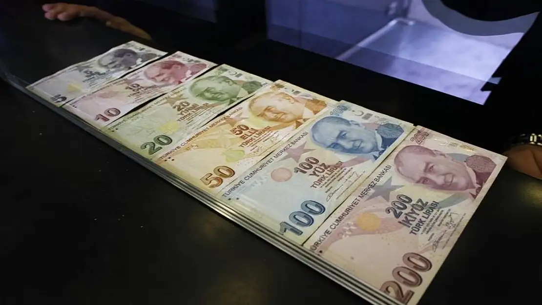 2025 memur maaşı için konuşulan iki rakam ortaya çıktı! Tek tek hesaplandı