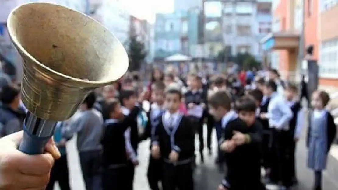 30 Nisan'dan sonra okullar açılacak mı? Okullar ne zaman açılıyor? Resmi açıklama geldi mi?