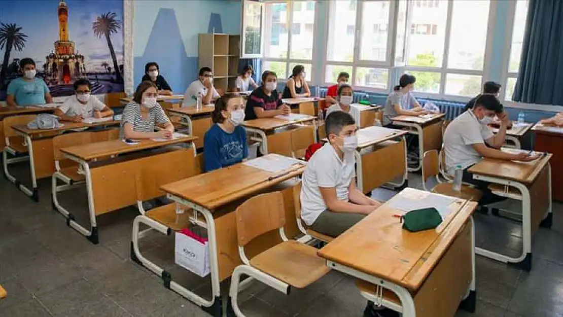 5 okul artan vakalar sonrasında yüz yüze eğitime ara verme kararı alındı!