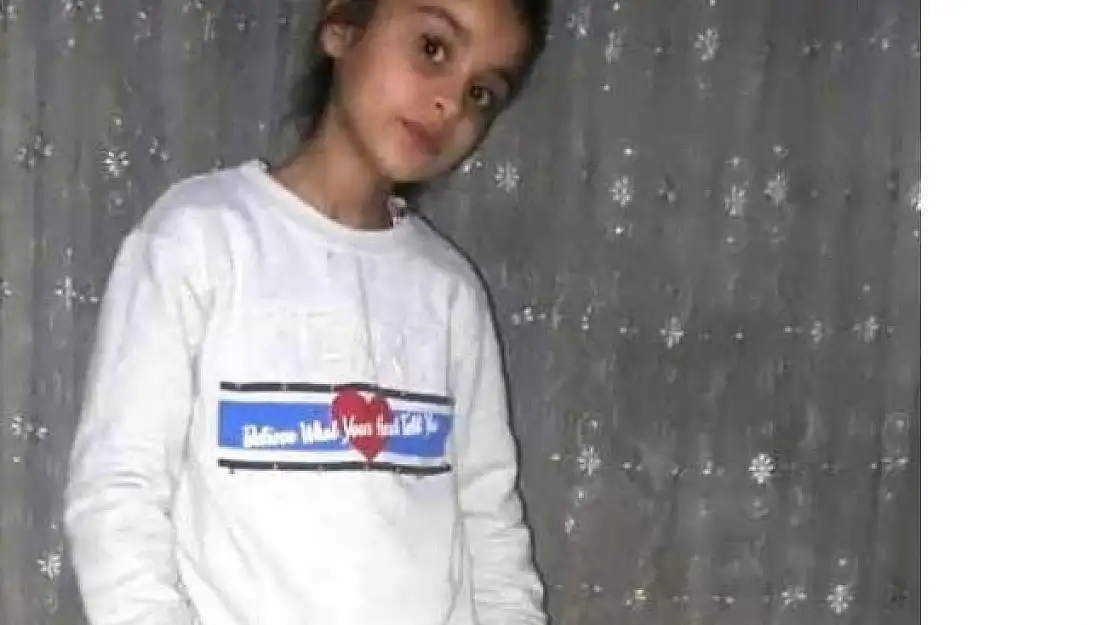 9 yaşındaki kızını döverek öldüren cani baba cezaevinde intihar ettiği iddia edildi!