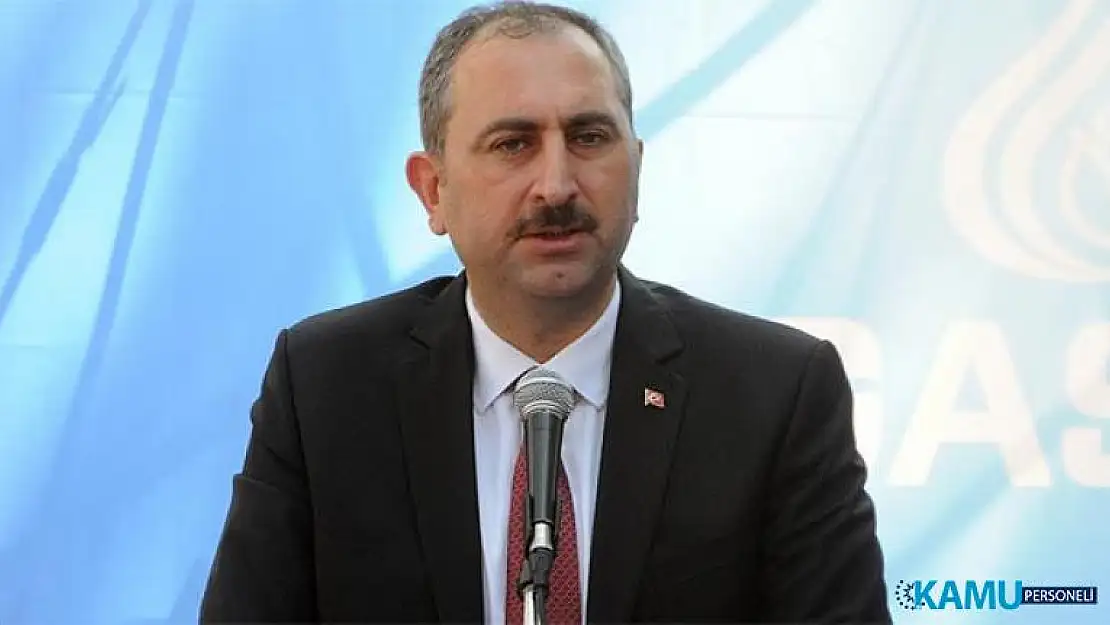 Adalet Bakanı Gül'den Avukatın Etek Boyuna Tepki Gösteren Hakim Hakkında Açıklama!