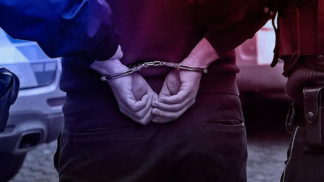 Adana'da DEAŞ Operasyonu: 5 Tutuklama
