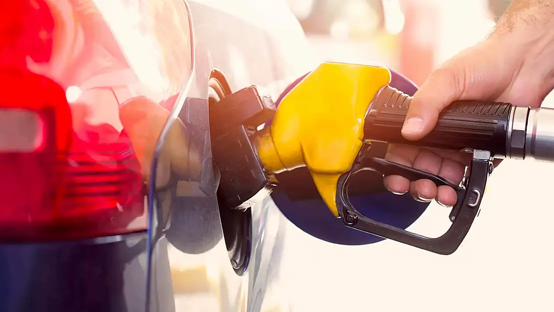 Akaryakıt ve otogaz fiyatlarına en sonunda müdahale edildi! Benzin, mazot ve LPG'ye kallavi indirim yapıldı