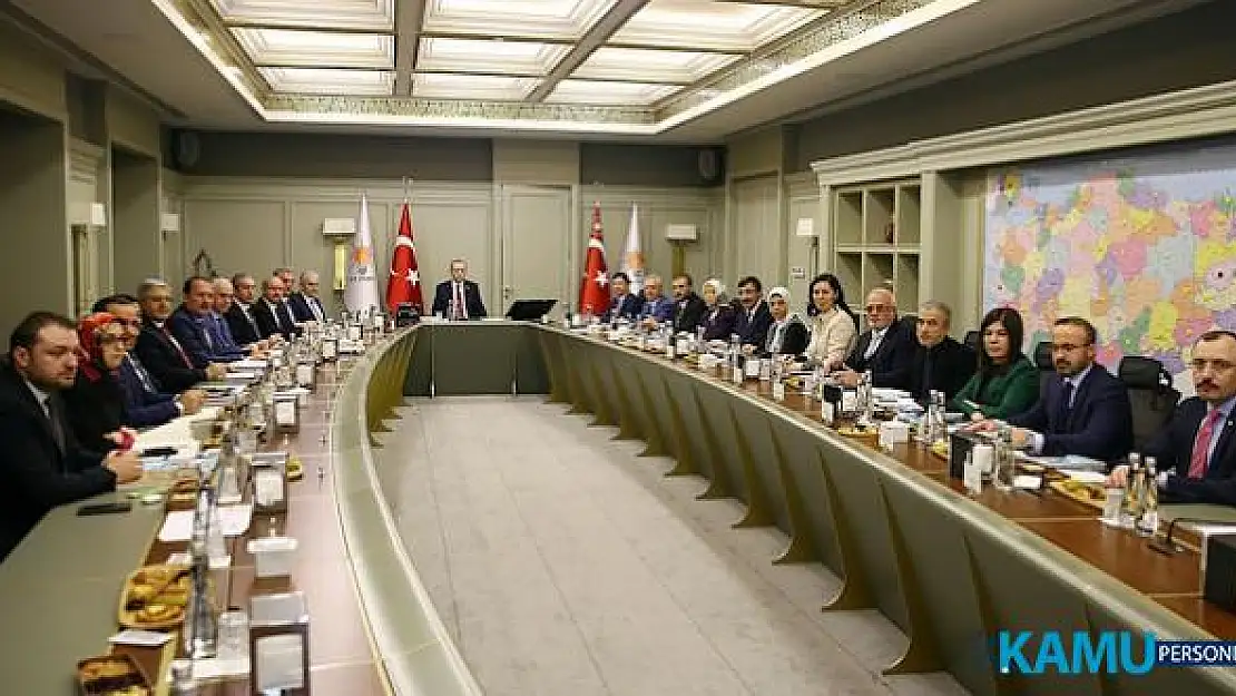 AKP MYK kararları 2 Eylül 2019 - Ahmet Davutoğlu, Selçuk Özdağ, Ayhan Sefer Üstün ve Abdullah Başcı ihraç edildi