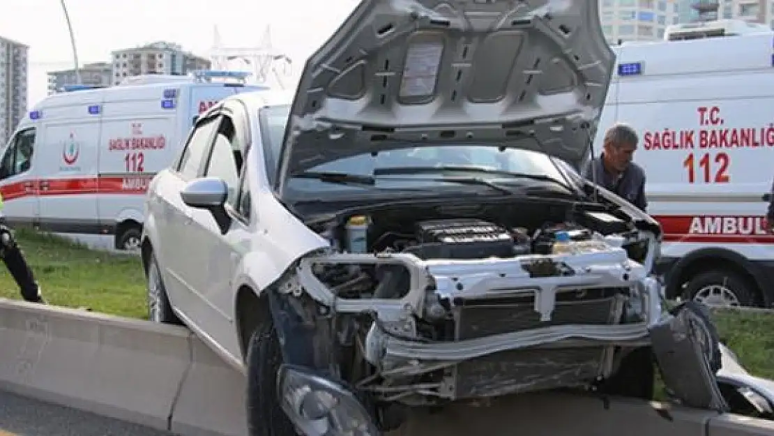 Ankara'da Feci Kaza! 4'ü Çocuk 6 Kişi Yaralı