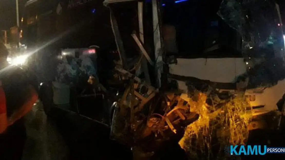 Antalya'da Son Dakika Trafik Kazası! Antalya - Manavgat yolunda yolcu otobüsü ile tur otobüsü çarpıştı
