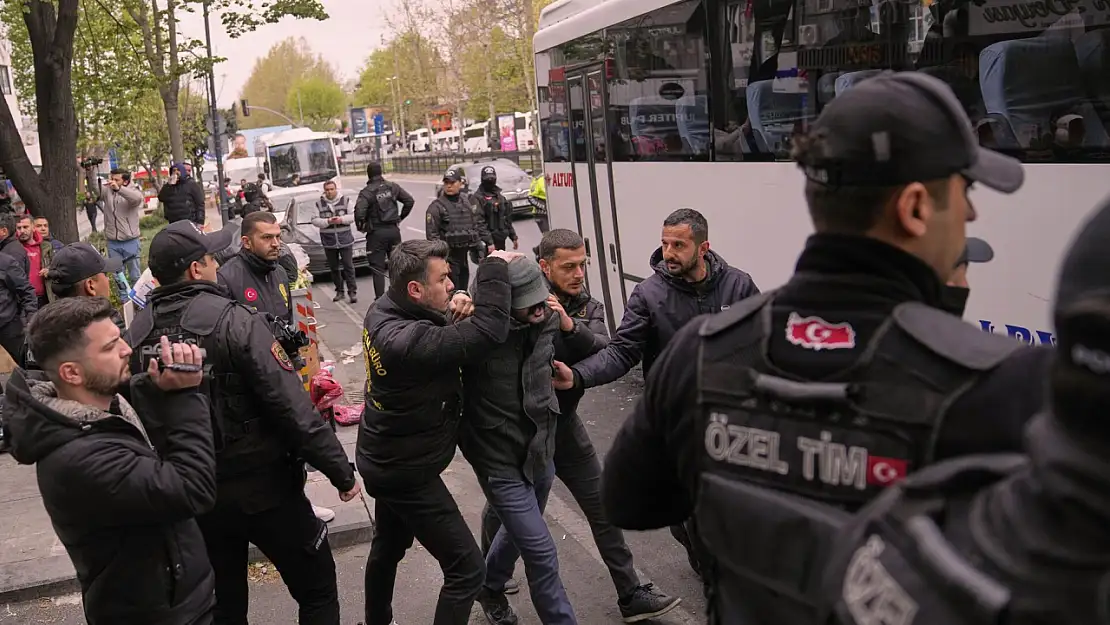 Bakan Yerlikaya açıkladı: 1 Mayıs'ta 409 gözaltı