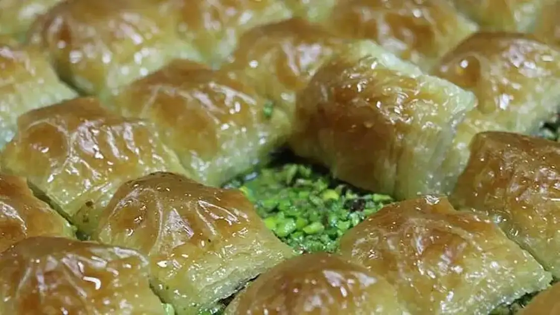 Baklava Yapımında Kullanılan Sıvı Margarinin Şaşırtıcı Gerçeği