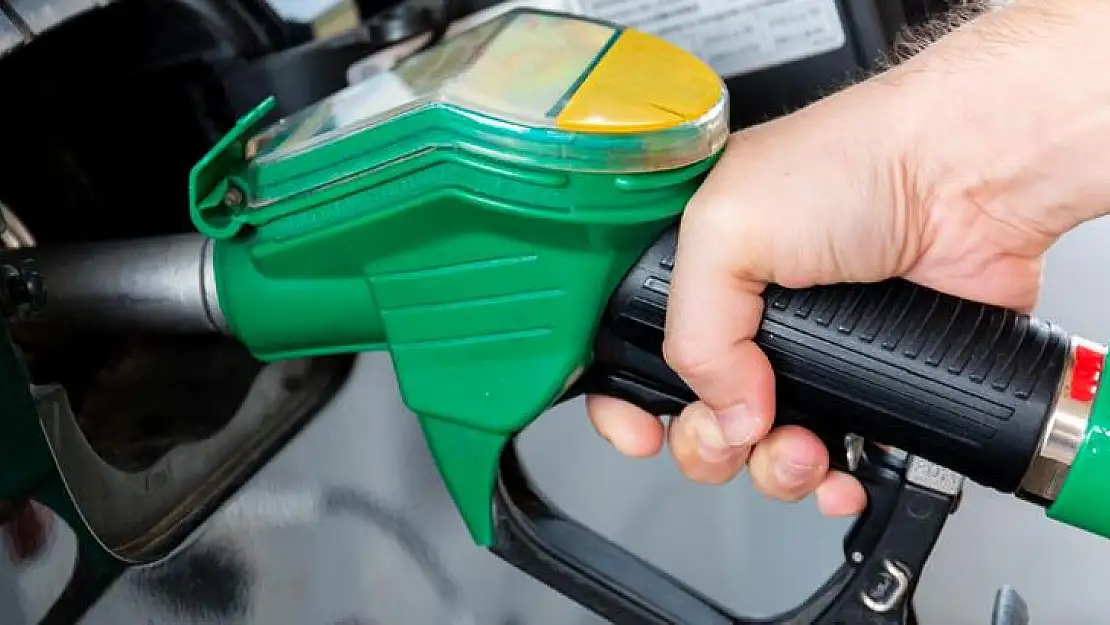 Bayramda bir yere gitmeyin: Brent petrol çıldırdı! Akaryakıta bayram öncesi can sıkan zam gelecek!