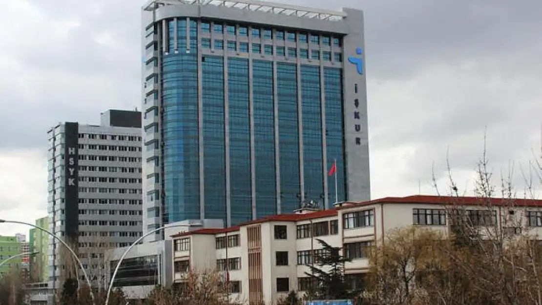 Belediye Bünyesindeki Personel Şirketi En Az Lise Mezunu Personel Alıyor