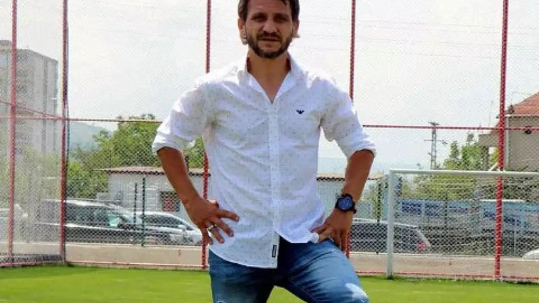 Bir zamanların ünlü futbolcusu kalp krizi geçirdi! Fenerbahçe'den açıklama geldi