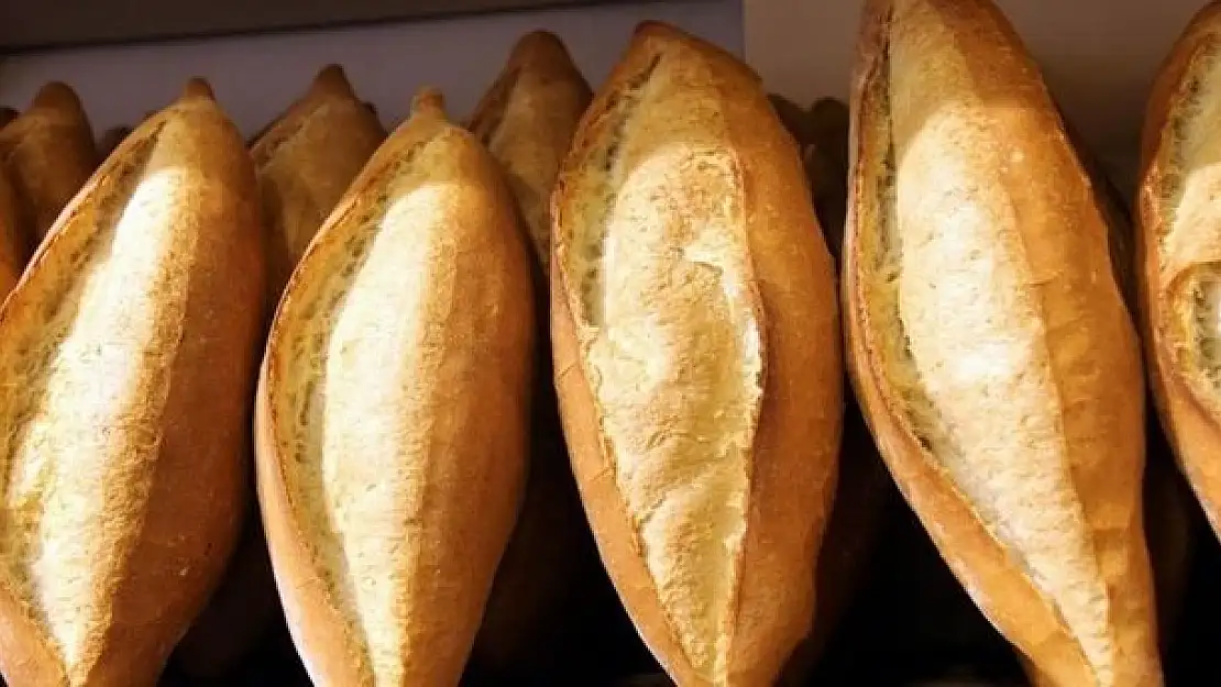 Bugünden itibaren yeni fiyatlar geçerli olacak! 200 gramlık ekmeğe büyük zam geldi: Vatandaş şoke oldu