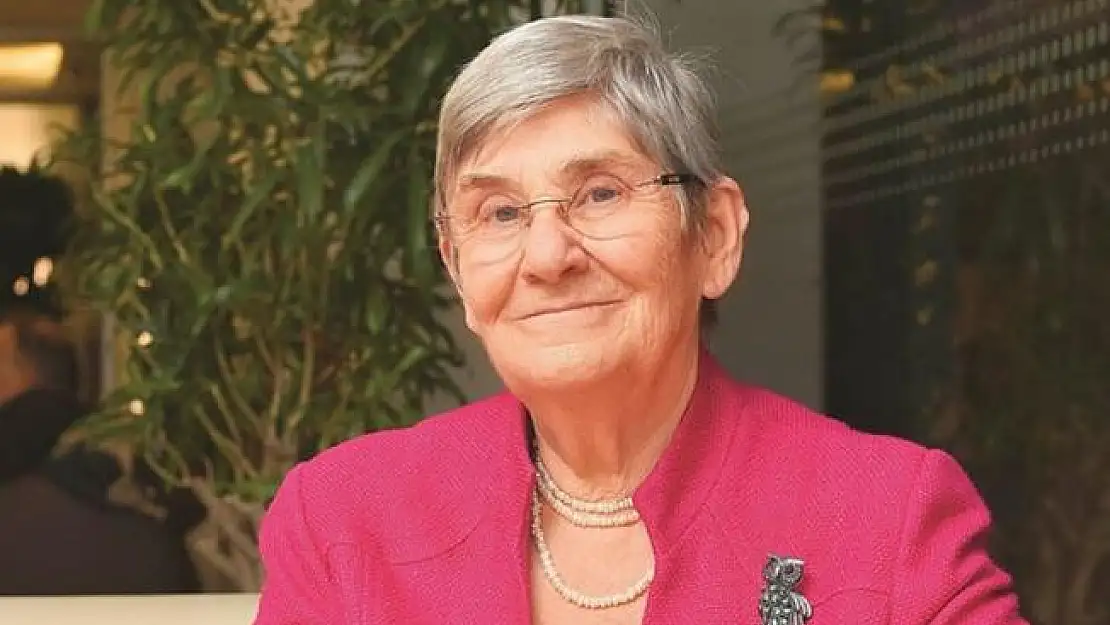 Canan Karatay'ın corona virüsü açıklaması: Lahana turşusu ve kaya tuzu virüsleri öldürür