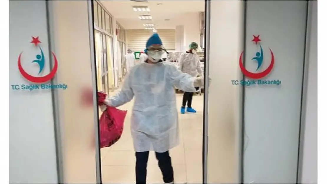 Çin'den Gelen Hostes Koronavirüs Paniğine Sebep Oldu!