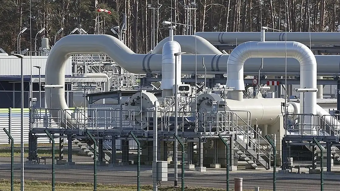 Doğal gaz fiyatları ılımlı hava ve yüksek depolama nedeniyle düşüyor