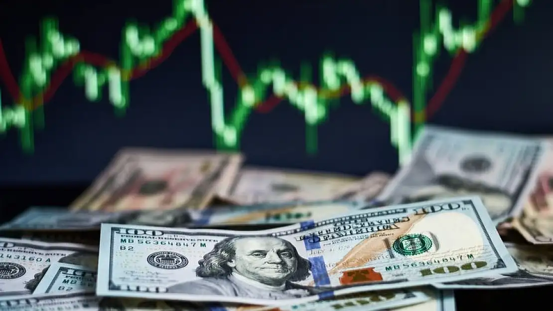 Dolar Neden Önce Düşüp Sonra Yükseldi? Uzman İsim Açıkladı: İşte Dolardaki Hareketliliğin Nedeni