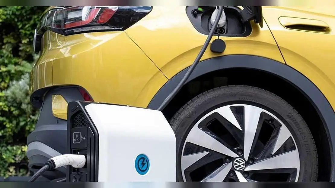 Elektrikli araç talebindeki artış otomotiv şirketlerini harekete geçirdi! Oto madencilik hizmeti yeni bir döneme kapı aralıyor!