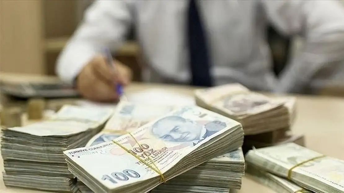 Emekliler dikkat! 125 bin TL'lik krediniz kamu bankasından: Üstelik 3 ay ödeme ertelemeli