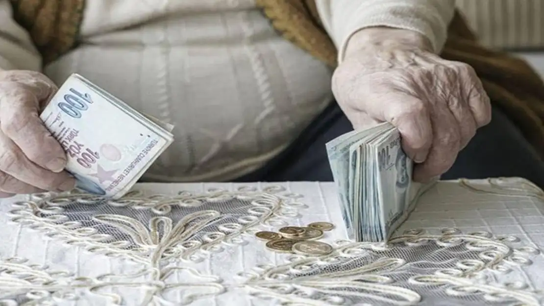 Emekliler dikkat! SGK uzmanı uyardı: Daha sıkıntılı günler yolda