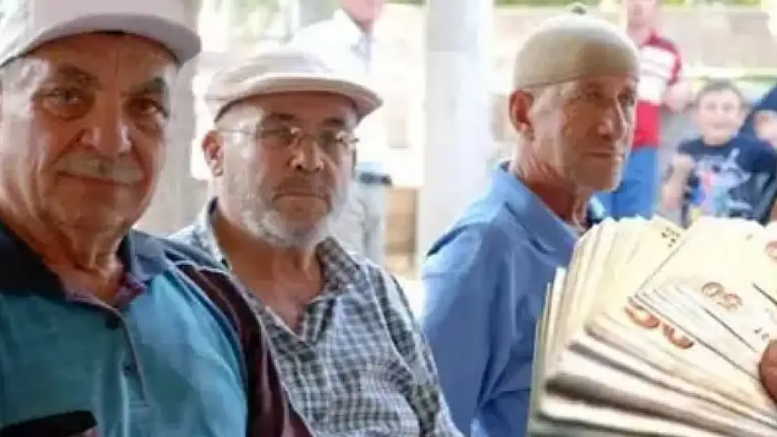 Emekliler için açıklandı: 55 TL ödemesi olacak! Duyuru geldi