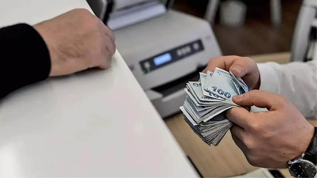 Emeklilerin kredi borçları tarih olacak! 50 bin TL'lik destek resmen duyuruldu
