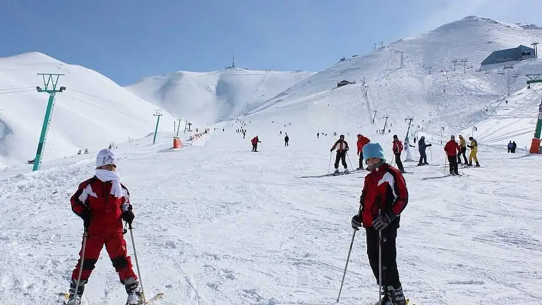 Erzurum'daki Ejder Kayak Merkezi'nden Büyük İstihdam Fırsatı: Çeşitli Pozisyonlar İçin Personel Aranıyor!