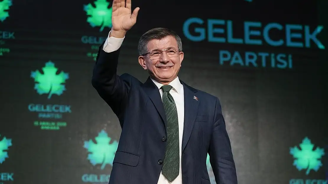 Gelecek Partisi'nde Deprem! Kurucu İsim İstifa Etti: Kulisler Hareketlendi