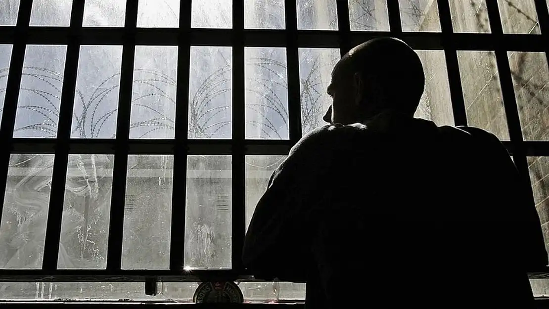 Gündüz Serbest, Gece Cezaevinde Dönemi Geliyor