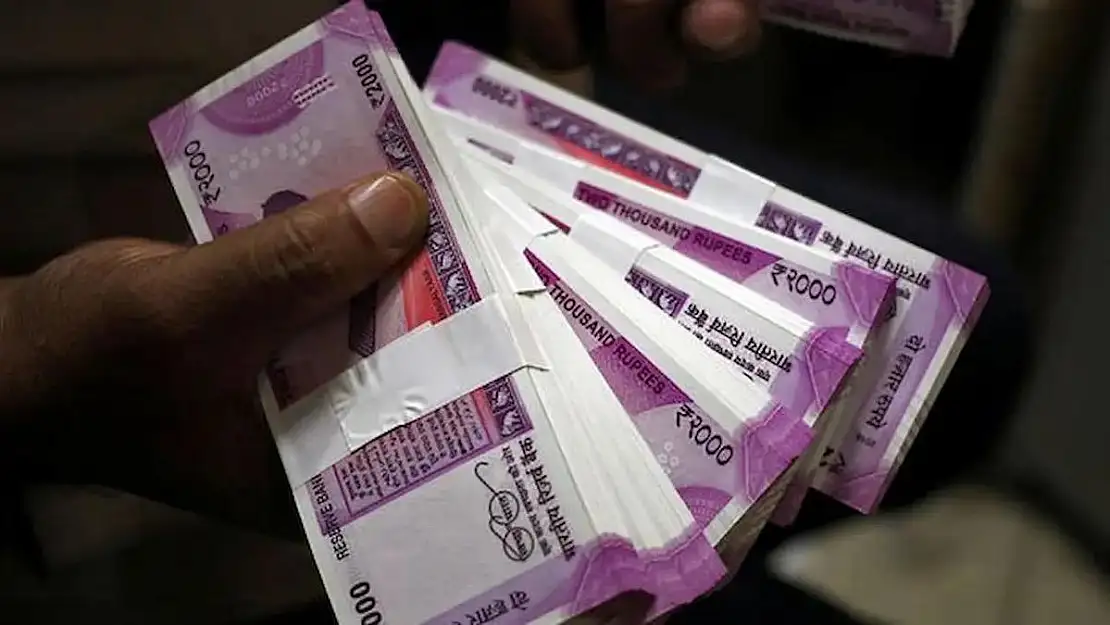Hindistan Rupisinin Kaderi: RBI Müdahaleleri ve Küresel Sermaye Hareketleri