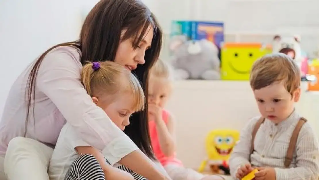 İŞKUR aracılığı ile 7 ilde çocuk bakıcısı alımı yapılacak!