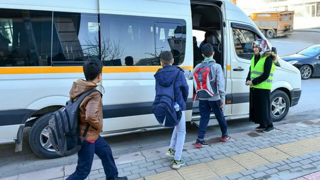 İstanbul'da okul servis ücretleri yeniden düzenlendi!