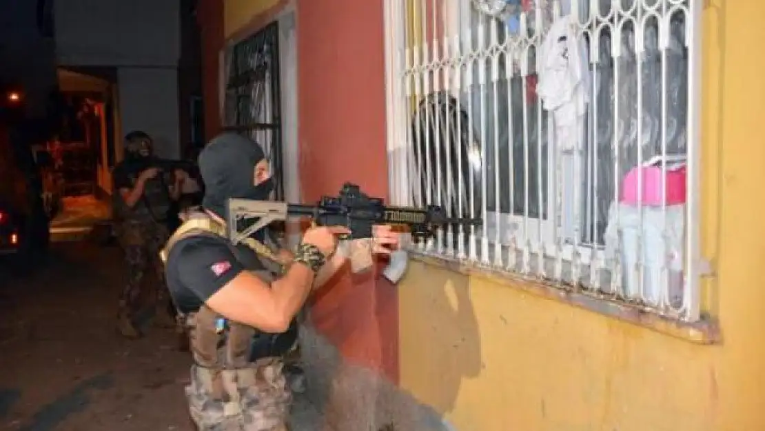 İstanbul'da şok operasyon! Şişli Belediye Başkan Yardımcısı ve 19 kişi gözaltına alındı