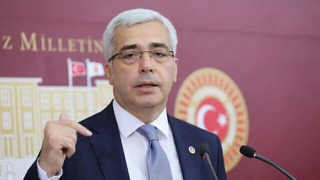 İzmir Milletvekili'nden Sert Eleştiri: Yasama Erki Tehdit Altında!