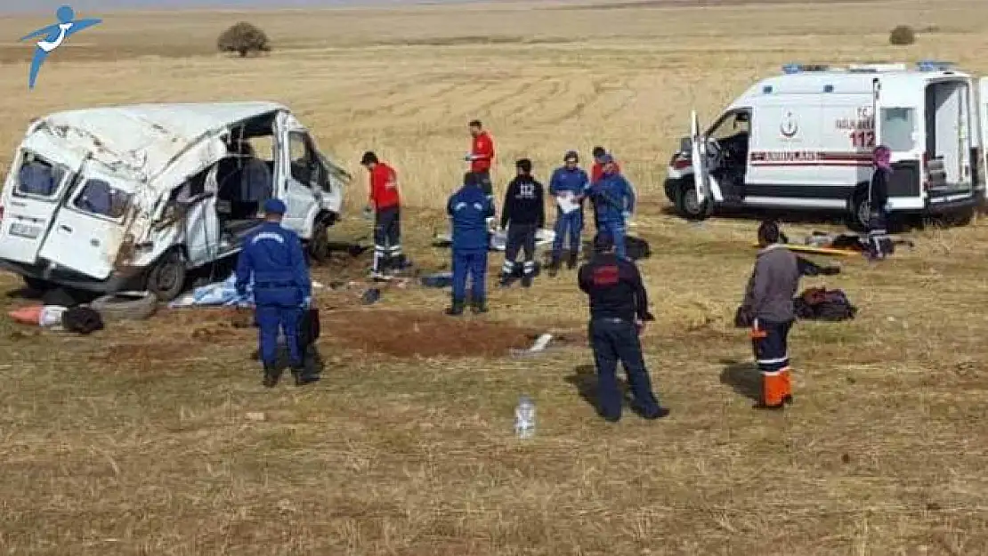 Kayseri'de Feci Kaza! 2 Ölü ve Çok Sayıda Yaralı Var