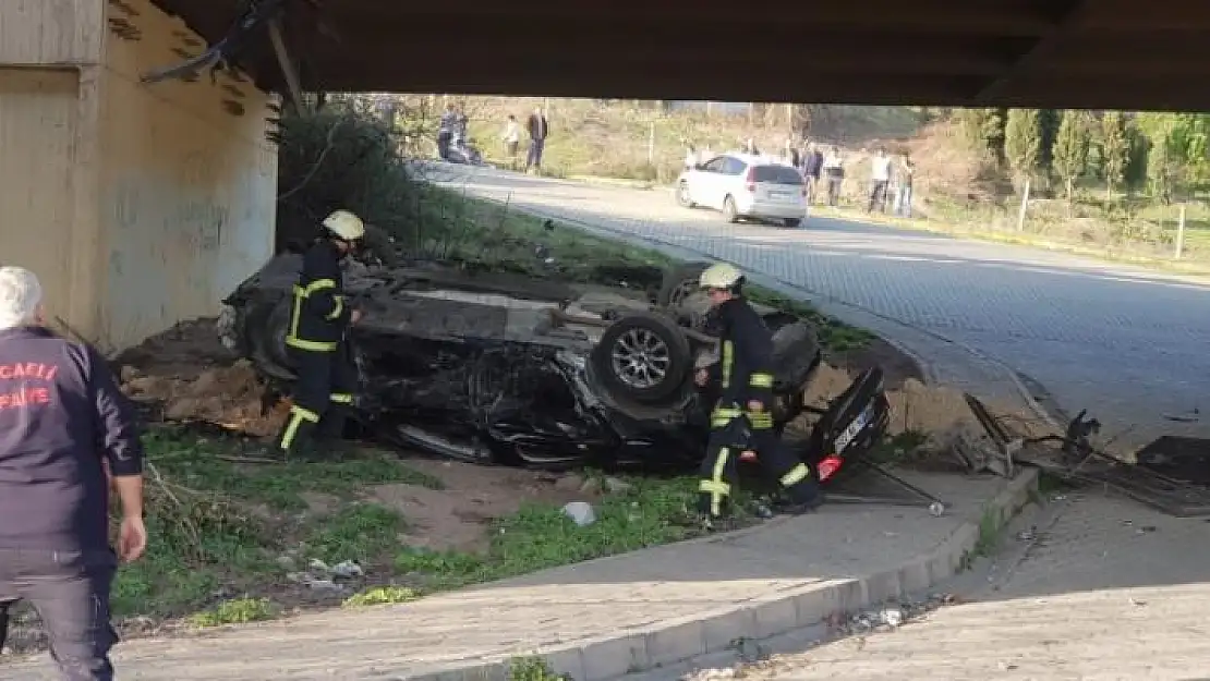 Kocaeli TEM Otoyolu'nda trafik kazası!