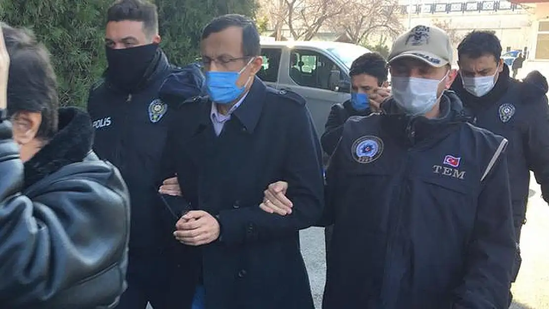 Kod isim kullanan o sözde yöneticiler deşifre edildi