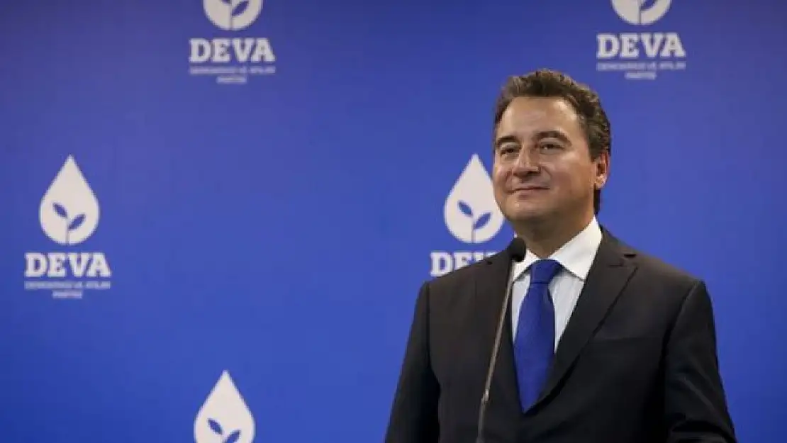 Korona virüse yakalanan Ali Babacan kendisi ve ailesinin sağlık durumu hakkında bilgi paylaştı!