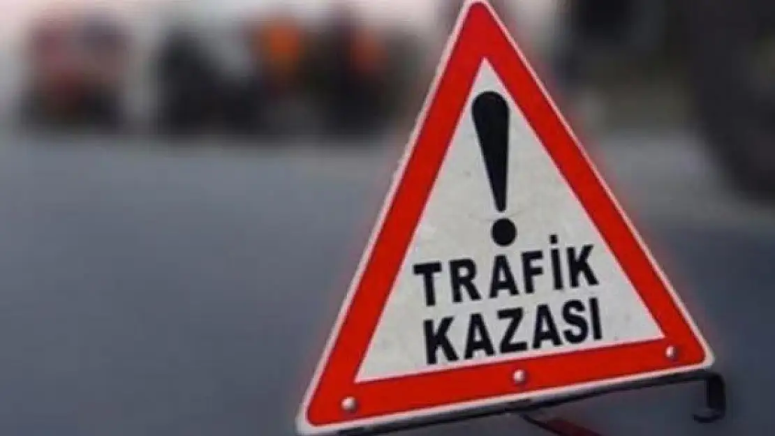 Kütahya'da Korkunç Trafik Kazası ! Ölü ve Yaralılar Var
