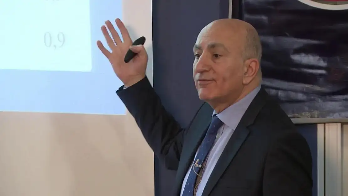 Mahfi Eğilmez'den net tavır: Yapısal reform olmadan işin içinden çıkamayız
