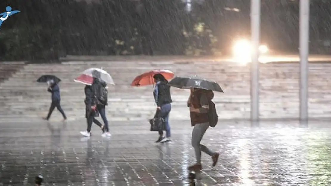 Meteoroloji İstanbulluları Uyardı ! Sağanak Yağış Geliyor