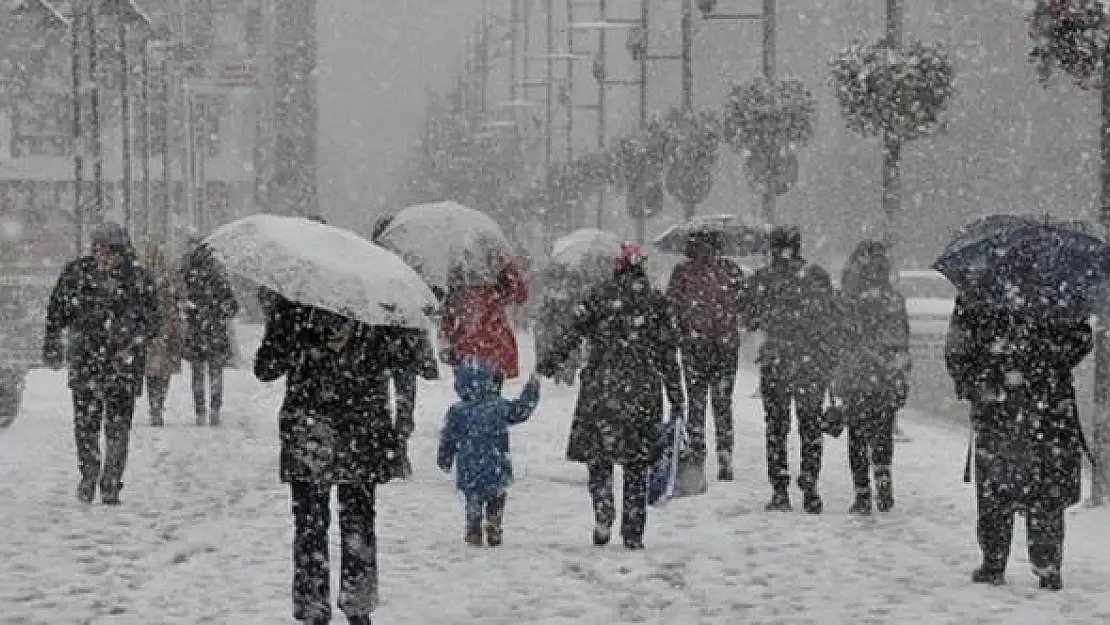 Meteoroloji'den Kar Yağışı Uyarısı Geldi ! İşte Şiddetli Yağmur ve Kar Yağışı Beklenen İller
