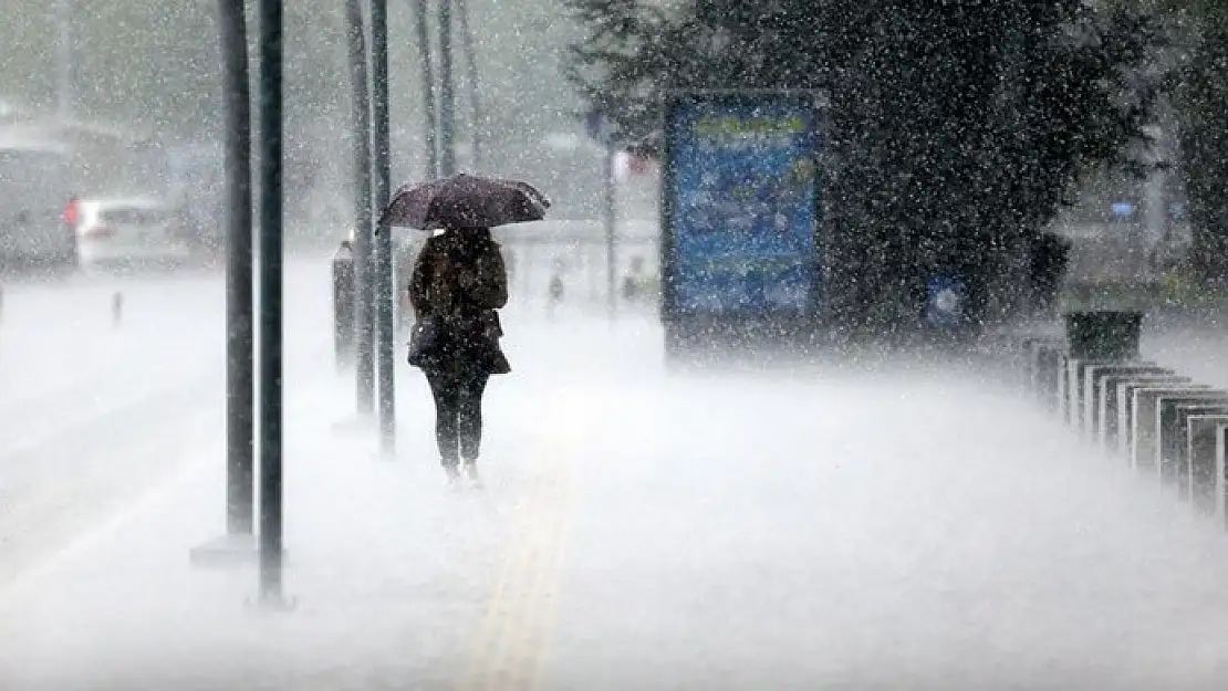 Meteoroloji'den şiddetli yağış uyarısı! Sel tehlikesi var