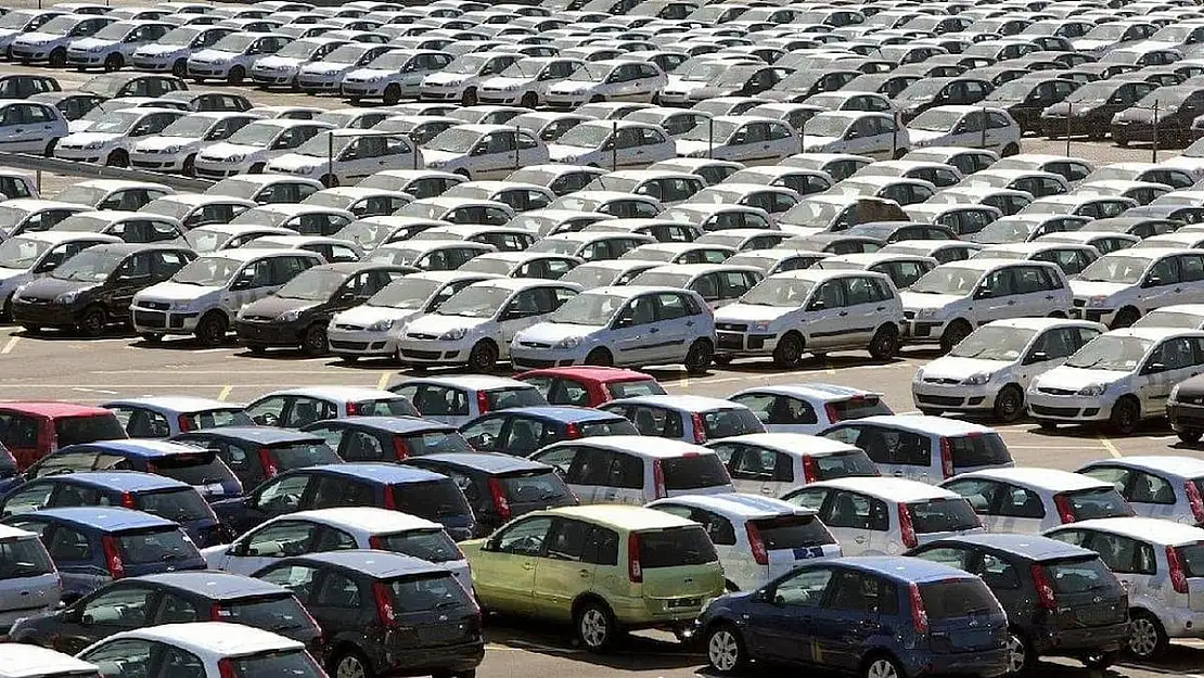 Motorlu taşıtlara yine yüzde 50 ÖTV zammı geliyor!