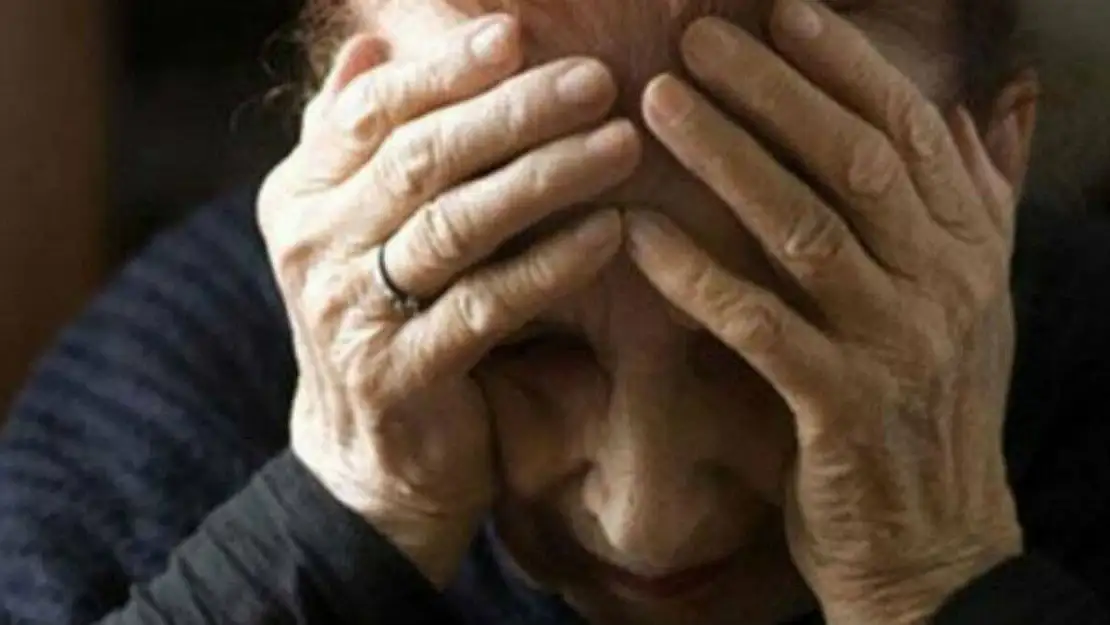 O besinlerle Alzheimera savaş açarak bilişsel gerilemeyi durdurun! İşte o mucizevi 6 besin…