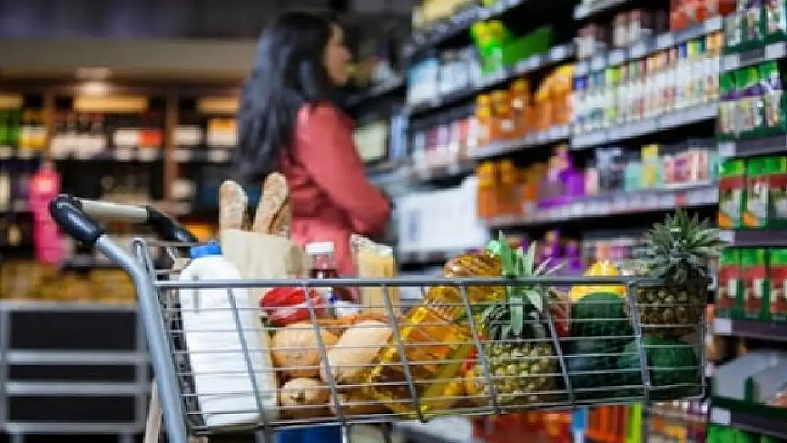 O markette çok büyük indirim yapıldı! Çok sayıda ürüne indirim yapıldı 5 KG fiyatı 49 liraya kadar düştü