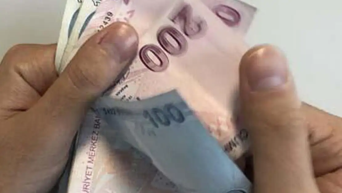 Öğrencilere güzel haber geldi: 1.250 TL yatırılacak! Her TC kimlik son numarasına göre kontrol etsin