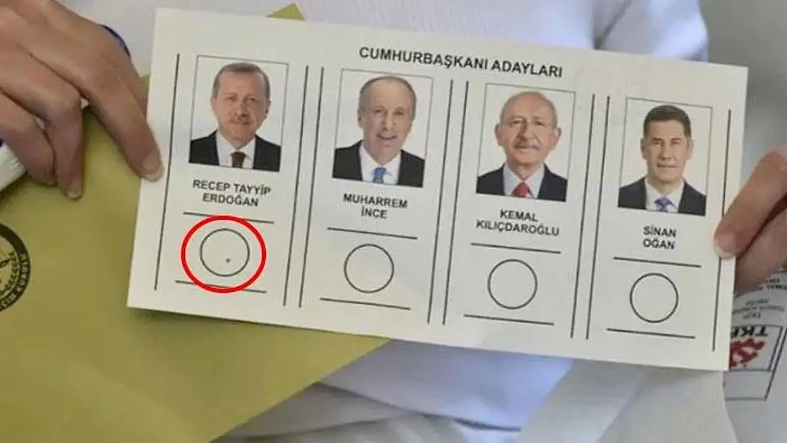 Oy pusulasındaki siyah nokta gündem olmuştu: Oylar geçersiz mi olacak? İletişim Başkanlığı açıkladı