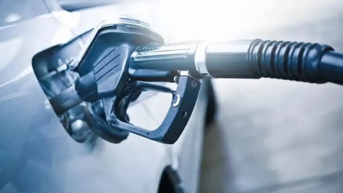 Petrol fiyatları sert düştü: Akaryakıta anında indirim geldi! 24 Şubat Cuma güncel akaryakıt fiyatları