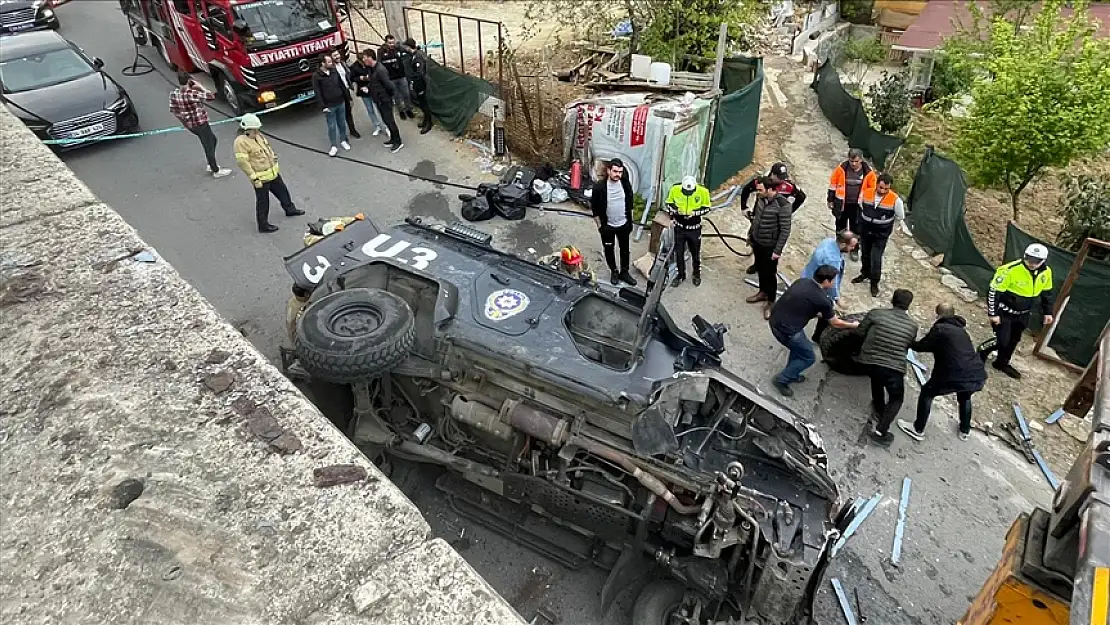 Sarıyer'de Zırhlı Araç Devrildi! Yaralı Polisler Var